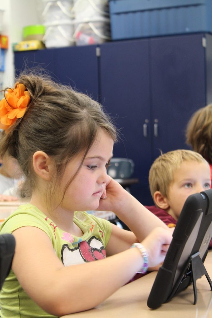 ipad, digital, technology, tablet, computer, touchpad, screen, young, working, school, classroom, ipad, ipad, ipad, classroom, classroom, classroom, classroom, classroom